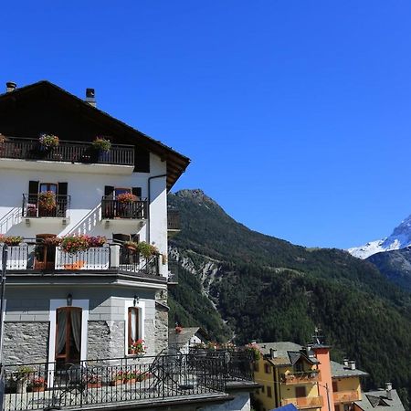 Hotel Roseg Chiesa in Valmalenco Exterior photo