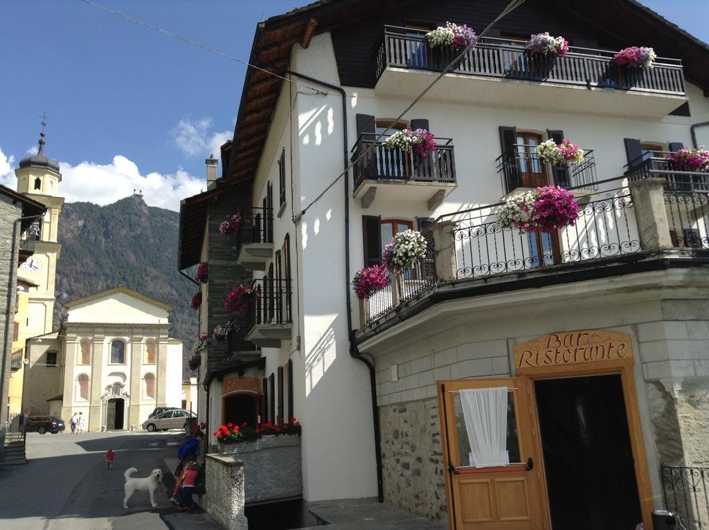 Hotel Roseg Chiesa in Valmalenco Exterior photo